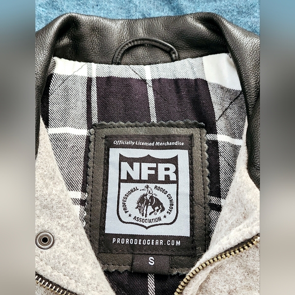 Wrangler Wool, Cotton & Leather Vest, 2018 NFR Las Vegas PRCA Gray Vest, Size S - Picture 5 of 16